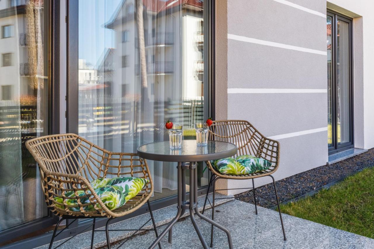 Apartment With Parking 500 M From The Sea By Noclegi Renters Miedzywodzie Ngoại thất bức ảnh