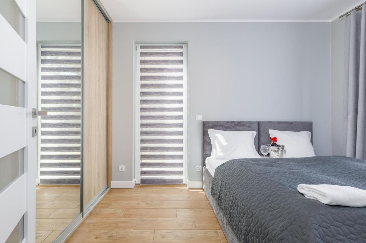 Apartment With Parking 500 M From The Sea By Noclegi Renters Miedzywodzie Ngoại thất bức ảnh